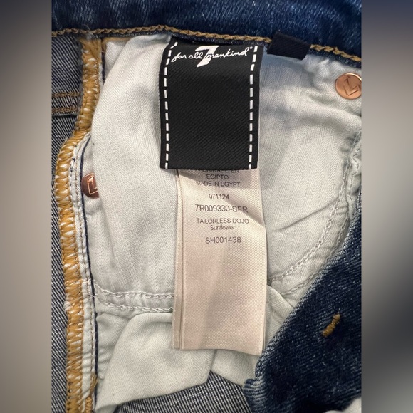 7 For All Mankind Tailorless Dojo Jeans Size 26 7FAMK NWT With Rhinestones - Picture 11 of 14